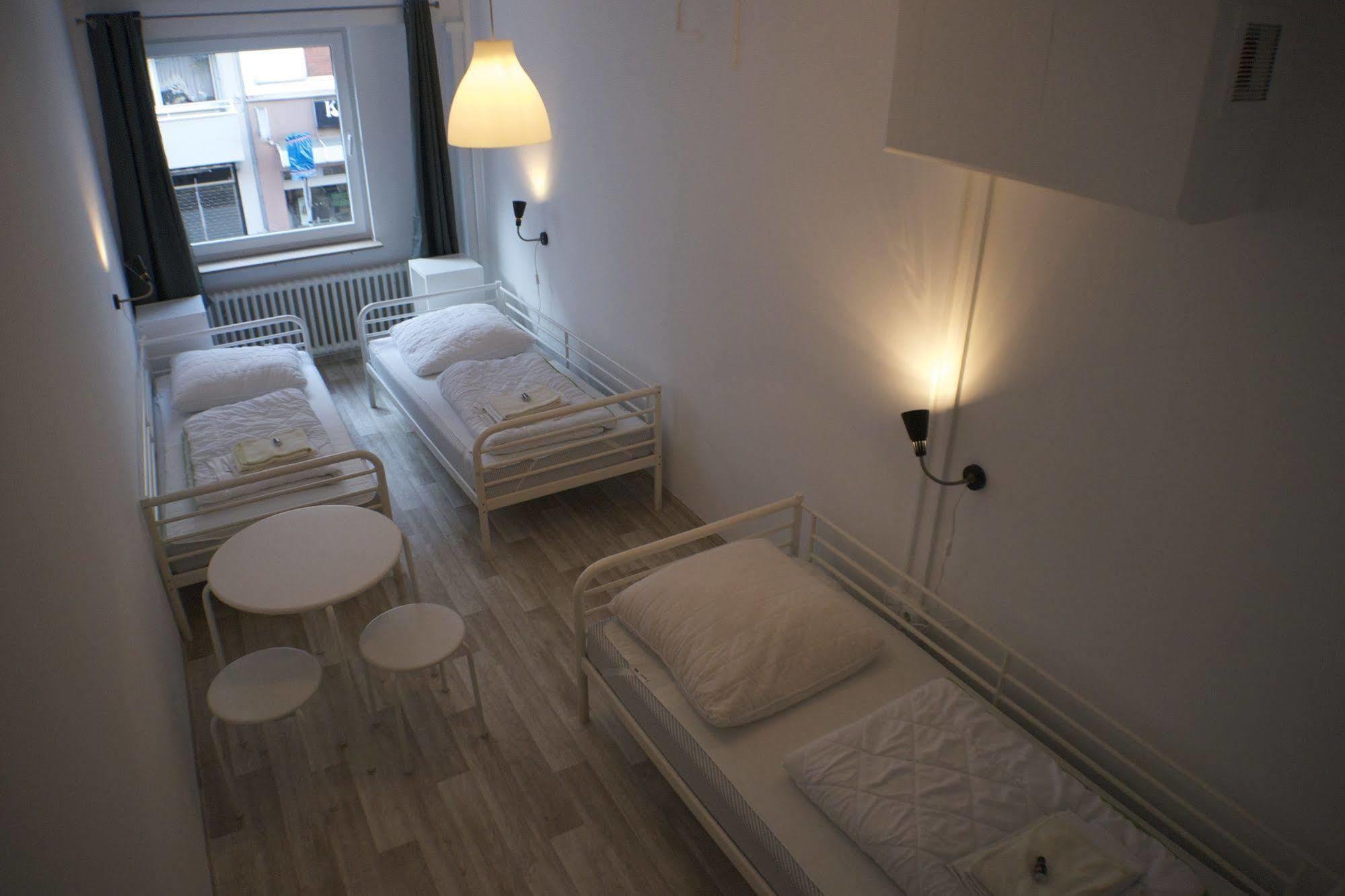 Station - Hostel For Backpackers Colónia Exterior foto