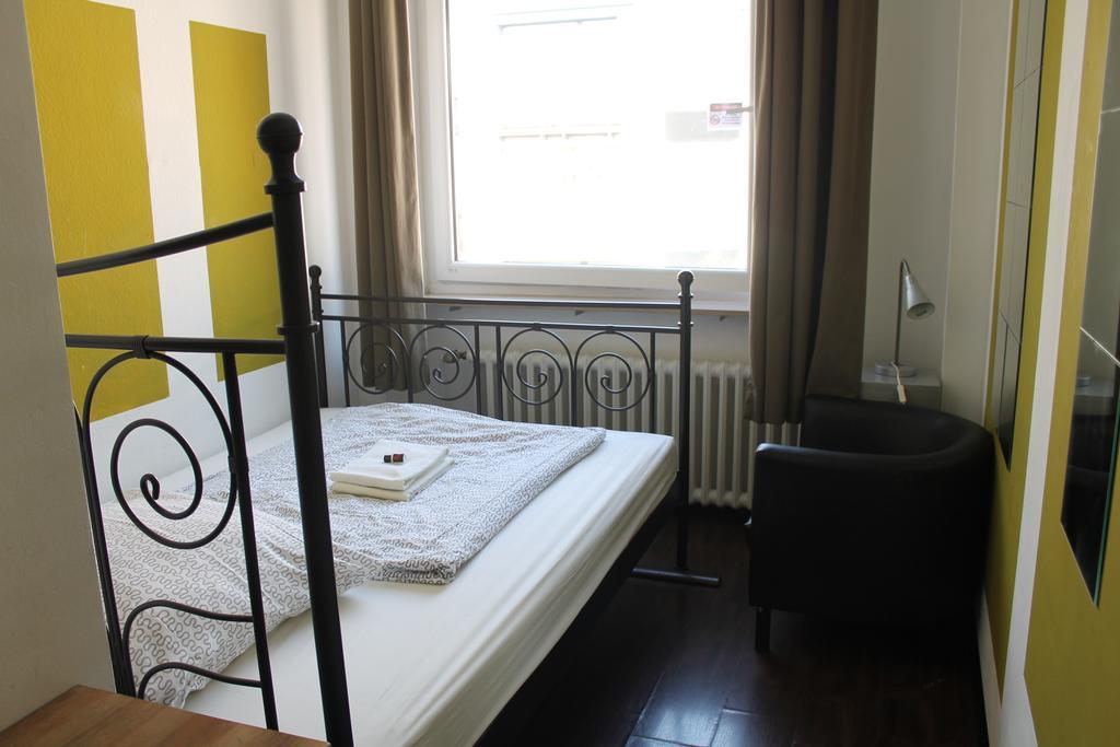 Station - Hostel For Backpackers Colónia Quarto foto